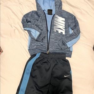 3t Nike sweatsuit